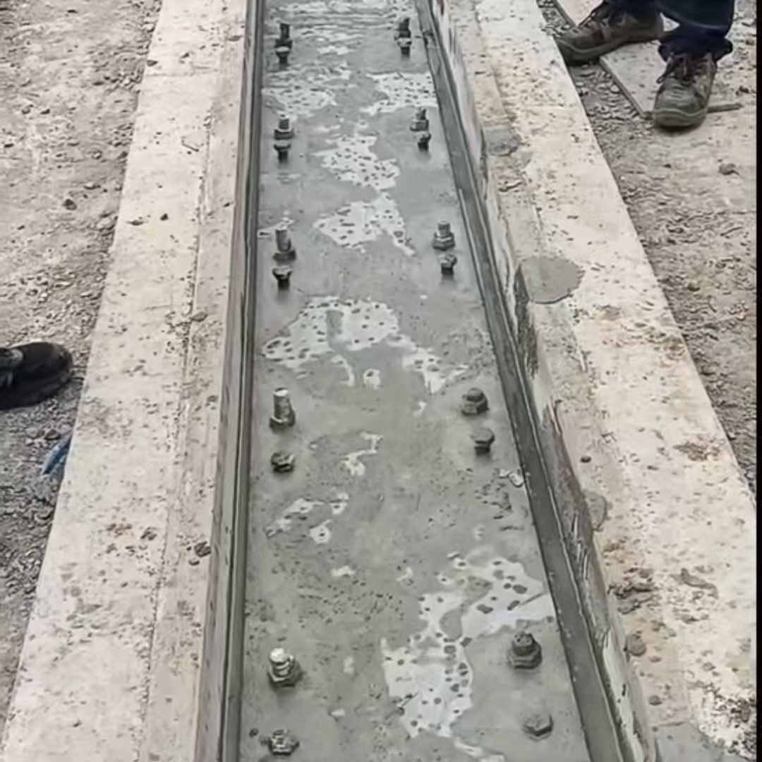 宁强环氧树脂轨道胶泥是什么？用在哪里？